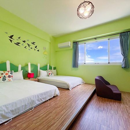 艾希兒民宿 I'M Here Hostel L小家庭包棟首選l台東火車站l背包單人 Taitung Экстерьер фото