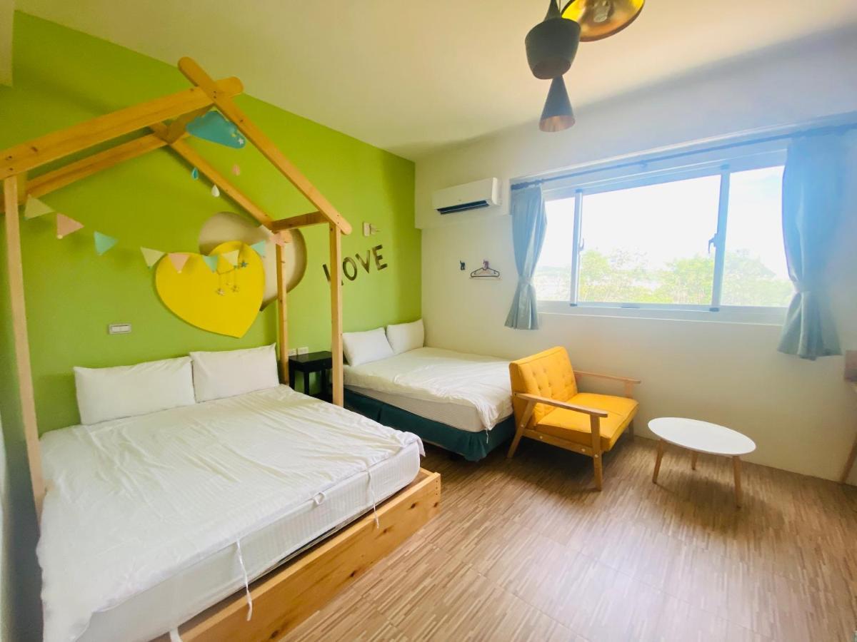 艾希兒民宿 I'M Here Hostel L小家庭包棟首選l台東火車站l背包單人 Taitung Экстерьер фото